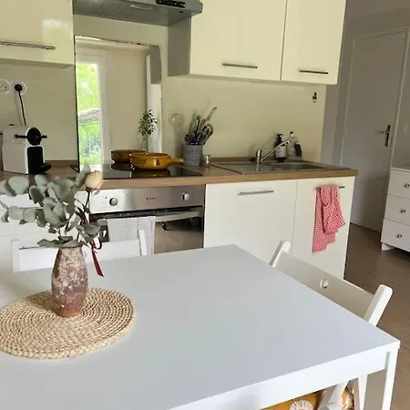 Apartamento Le Cantomerle - Parking Gratuit Sur Place - Terrasse - Jardin - Au Bord Du Canal - 2 A 3 Personnes